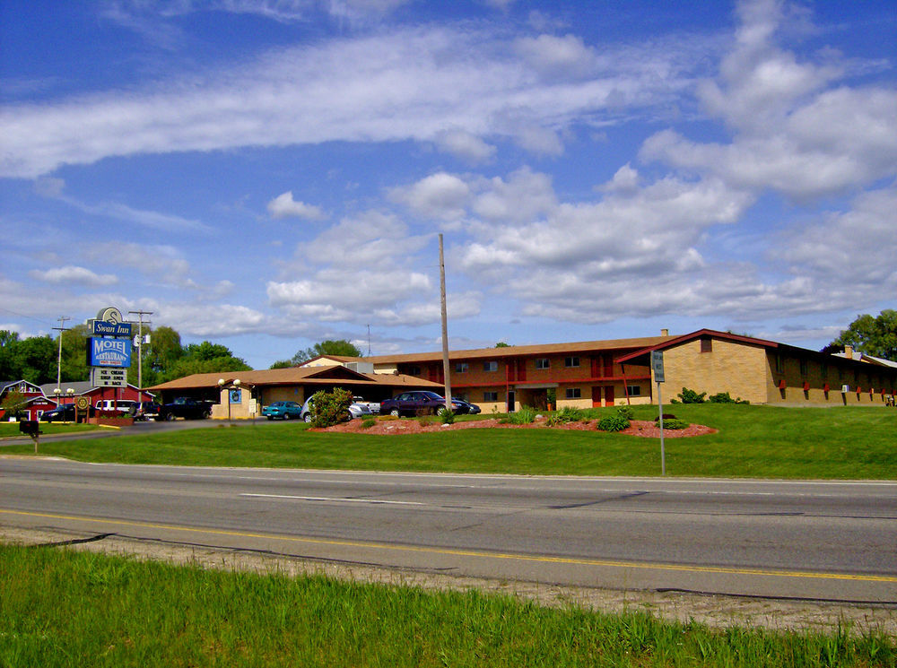 Swan Inn Motel Comstock Park Exterior foto